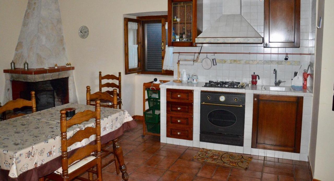 Appartamento Tra Collina E Mare Terracina Exterior photo